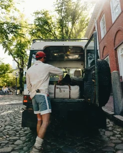 Amundsen 7Incher Field Shorts Mens Shorts Off-White