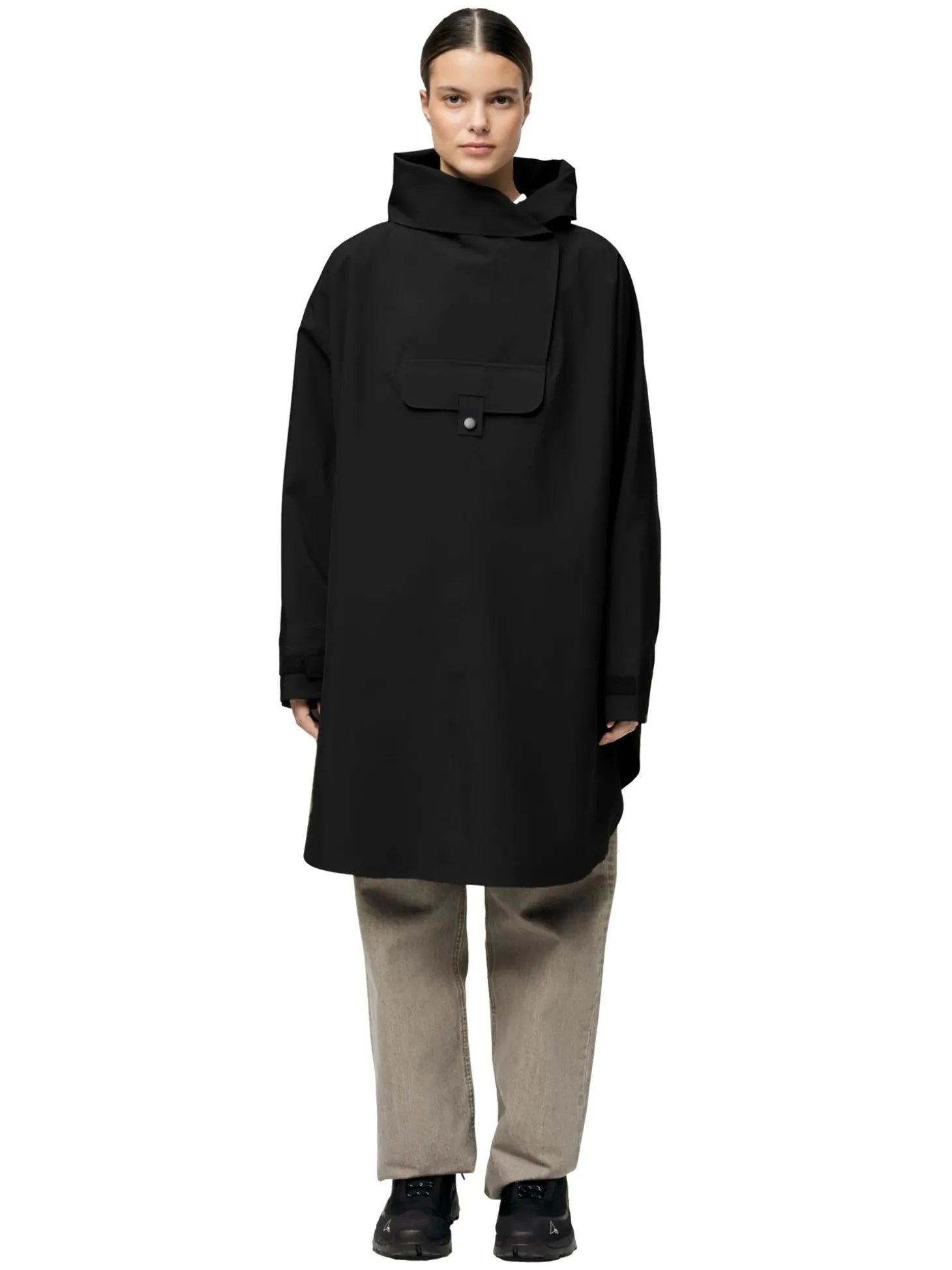 Blæst Bergen Poncho Black Jakke Sort
