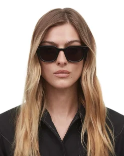 Chimi Eyewear 02 Black Solbriller Sort