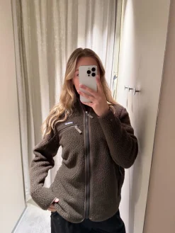 Patagonia W Retro Pile Jkt Otter Brown Jakke Brun